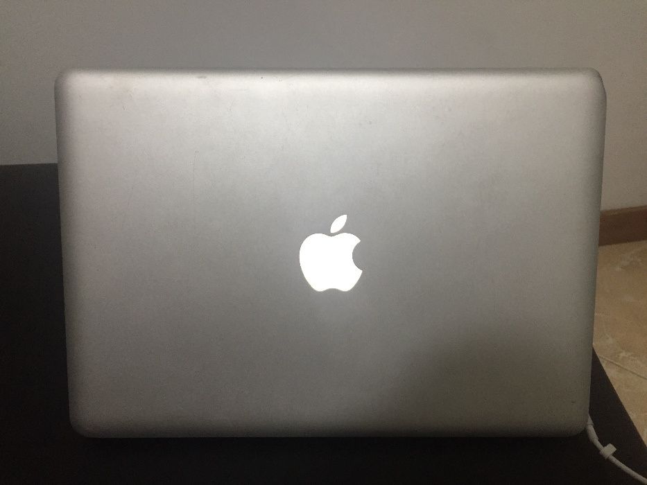 Apple MacBook Pro 13”