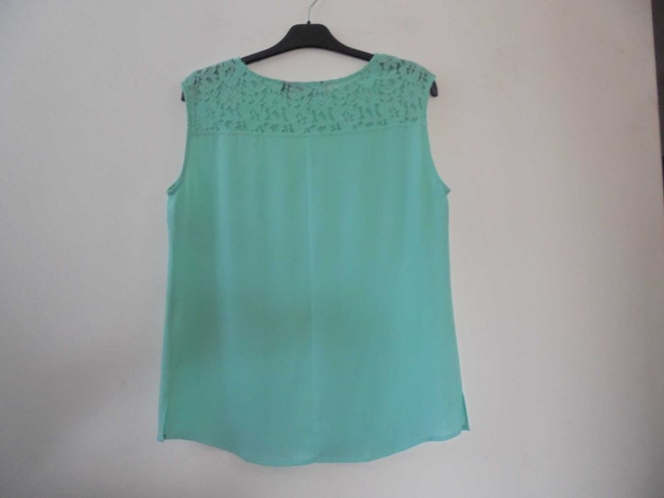 T-shirt de senhora em renda