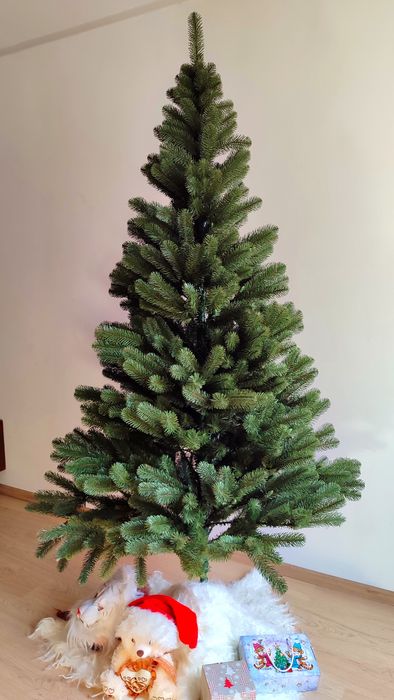 Ялинка Еліт штучна, лита, зелена. 210 см.