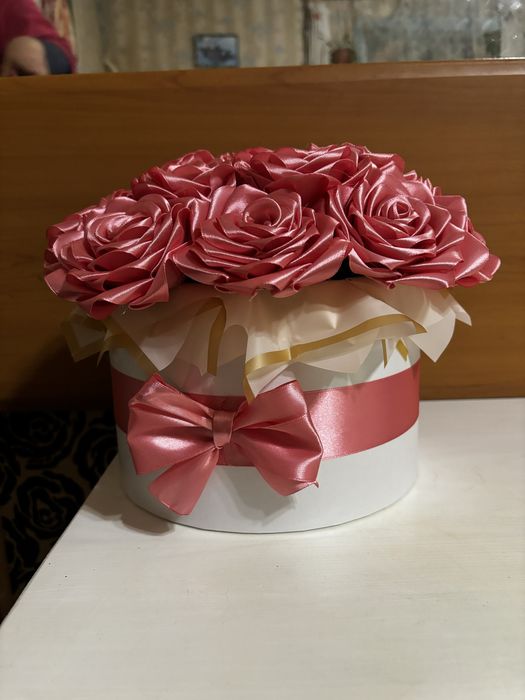 Букети з атласних стрічок