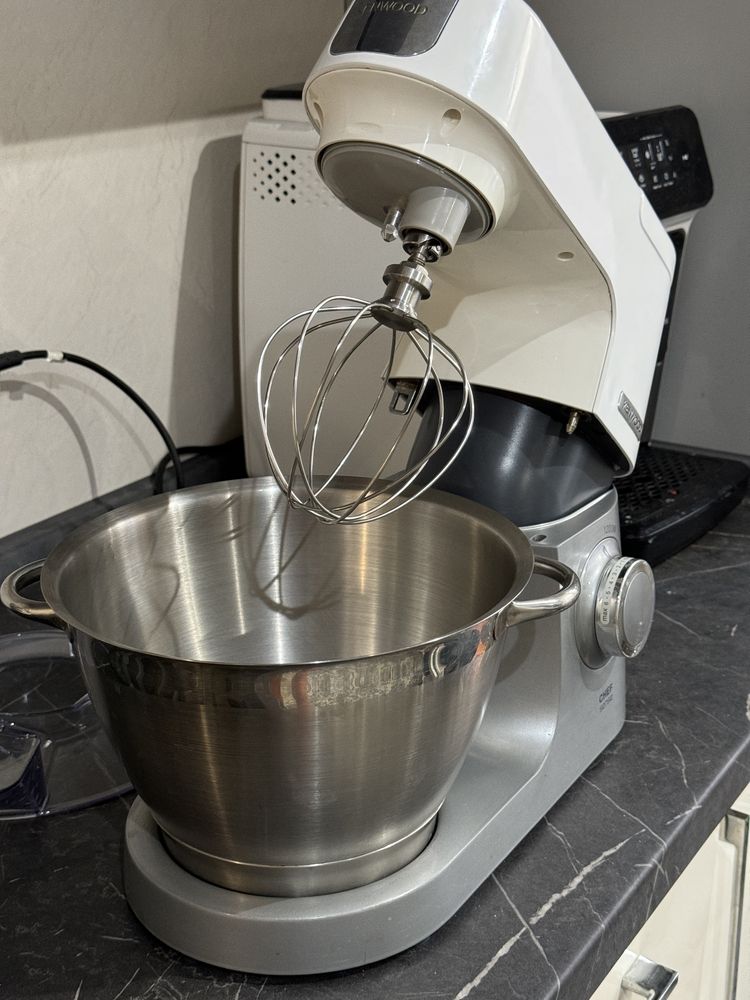 Кухонна машина Kenwood Chef Sense KVC5100T