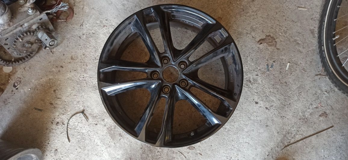 Felga Hyundai KONA IONIQ Kia 7,5Jx19 ET49,5 5x114,3 KBA54133 KH277519