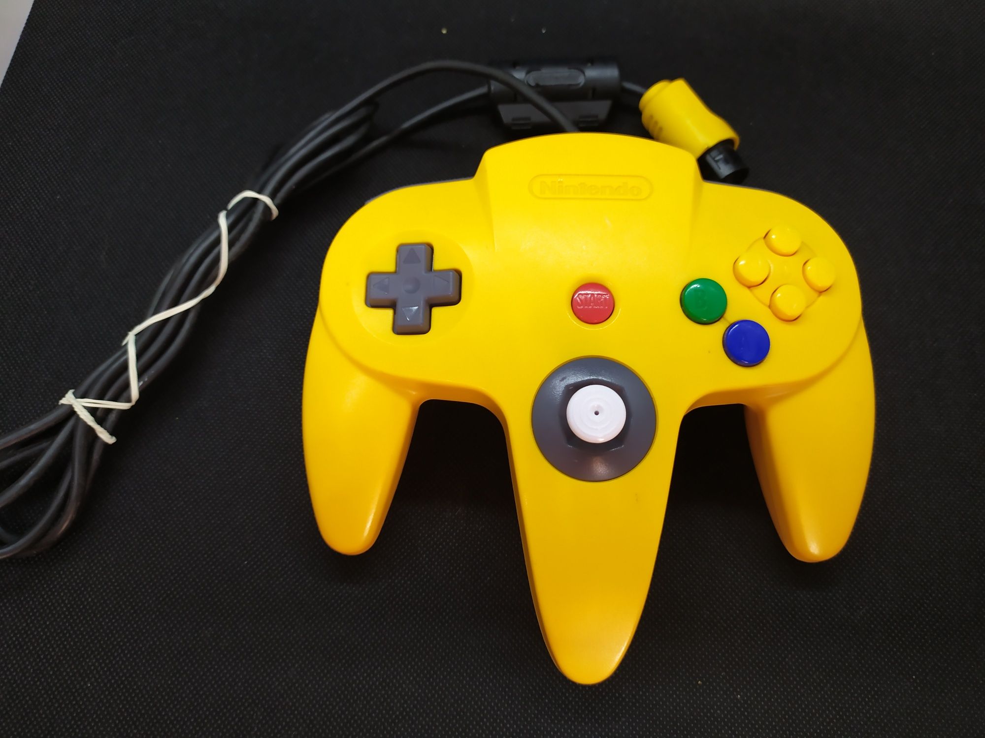 Pad, kontroler do konsoli Nintendo 64, N64