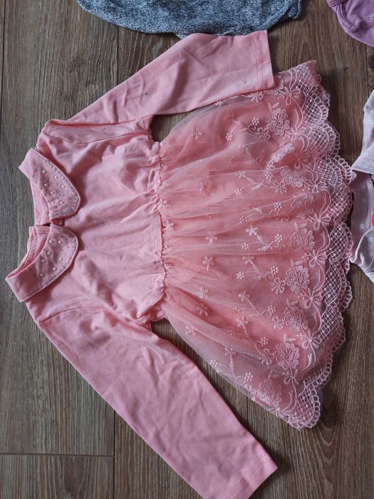 Paka rozmiar 86-92 dla dziewczynki wyprawka