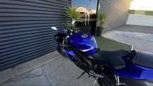 Yamaha r1  rn12  2004