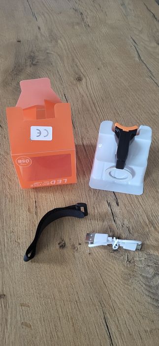 Lampka Rowerowa Tylna Czerwona USB Akumulator Mocna 24LED Oświetlenie