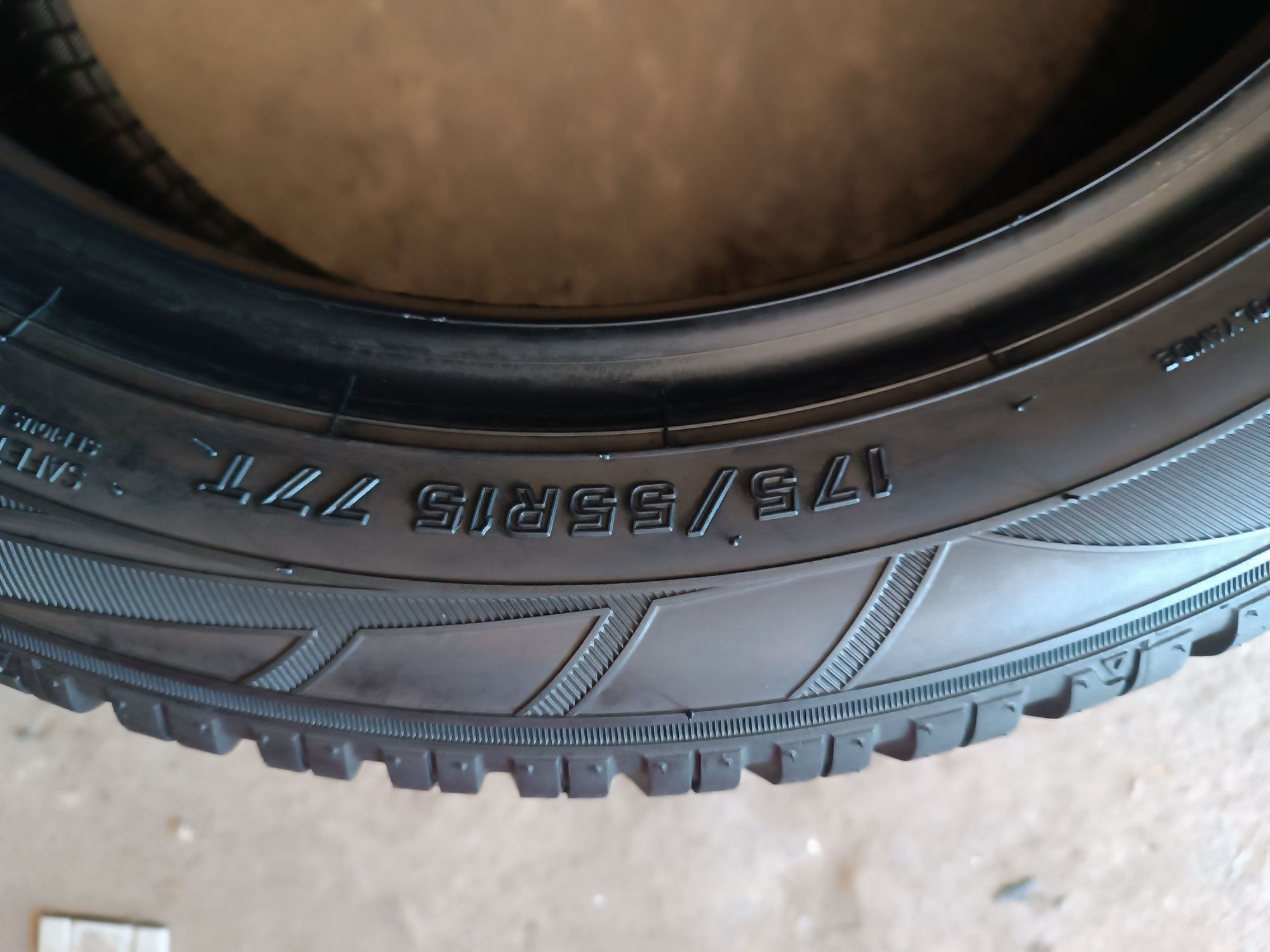 Sprzedam prawie nowe opony Falken 175/55 r15