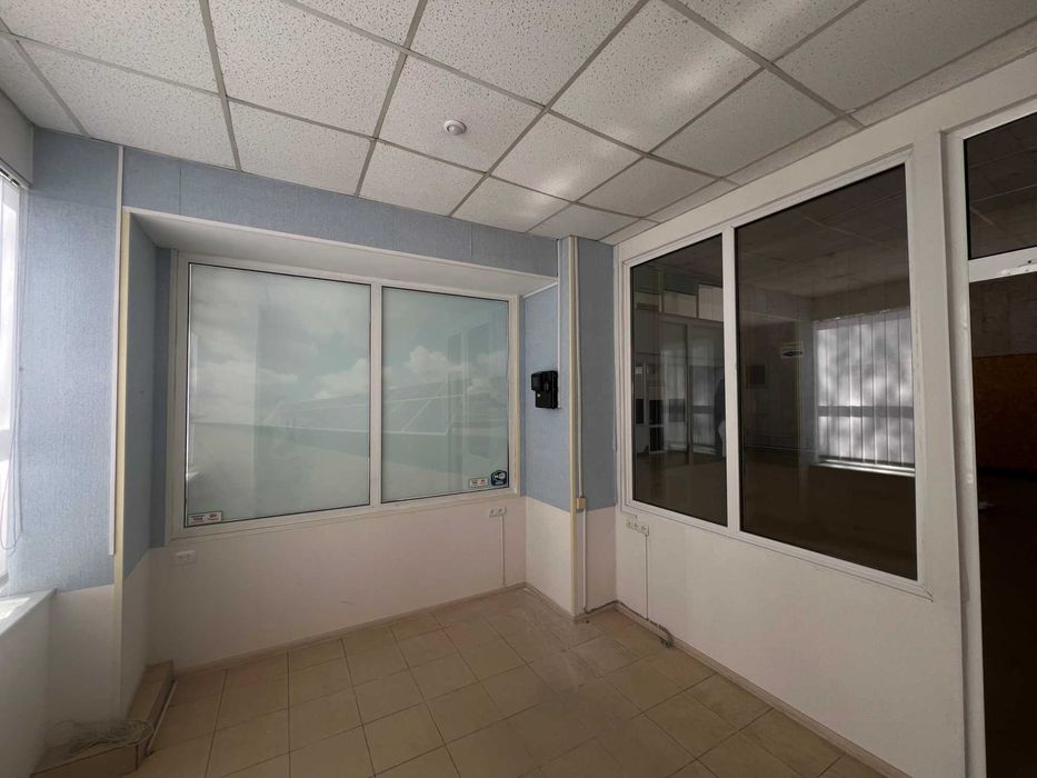 Оренда офісів та складського приміщення