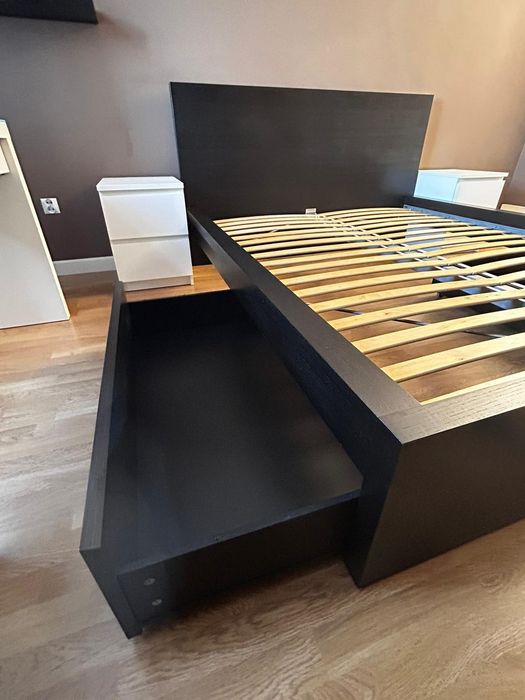 Sprzedam. Łóżko IKEA MALM