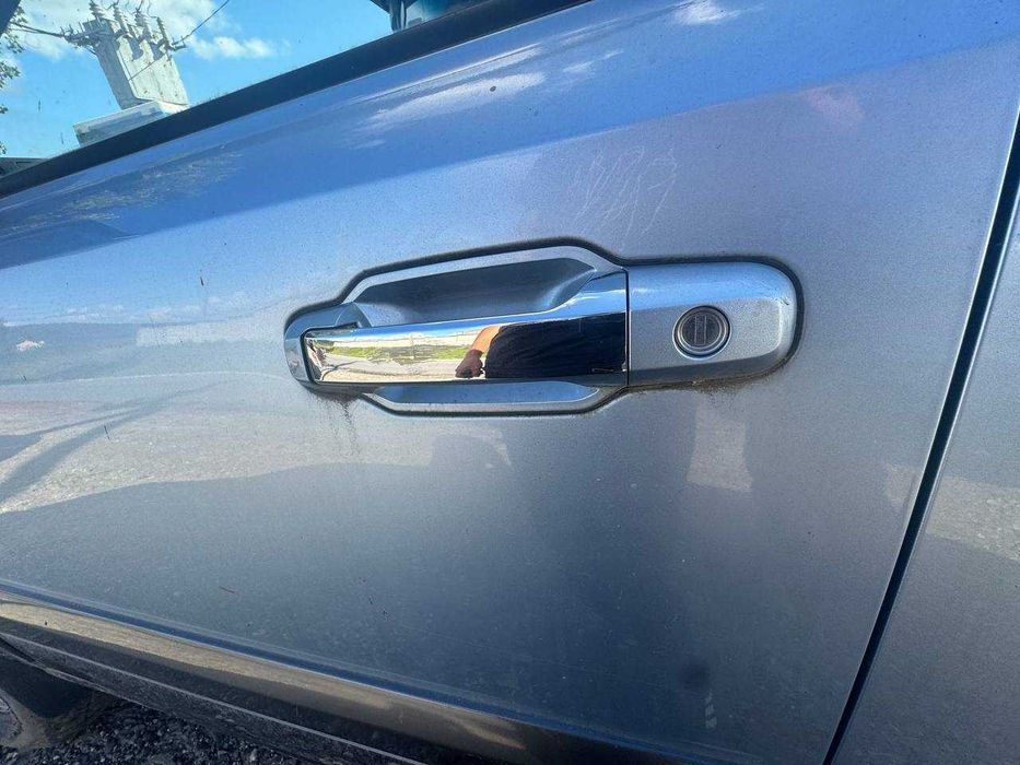 Зовнішні та Внутрішні ручки до Kia Sorento 2002-2009 (ціна за шт.)