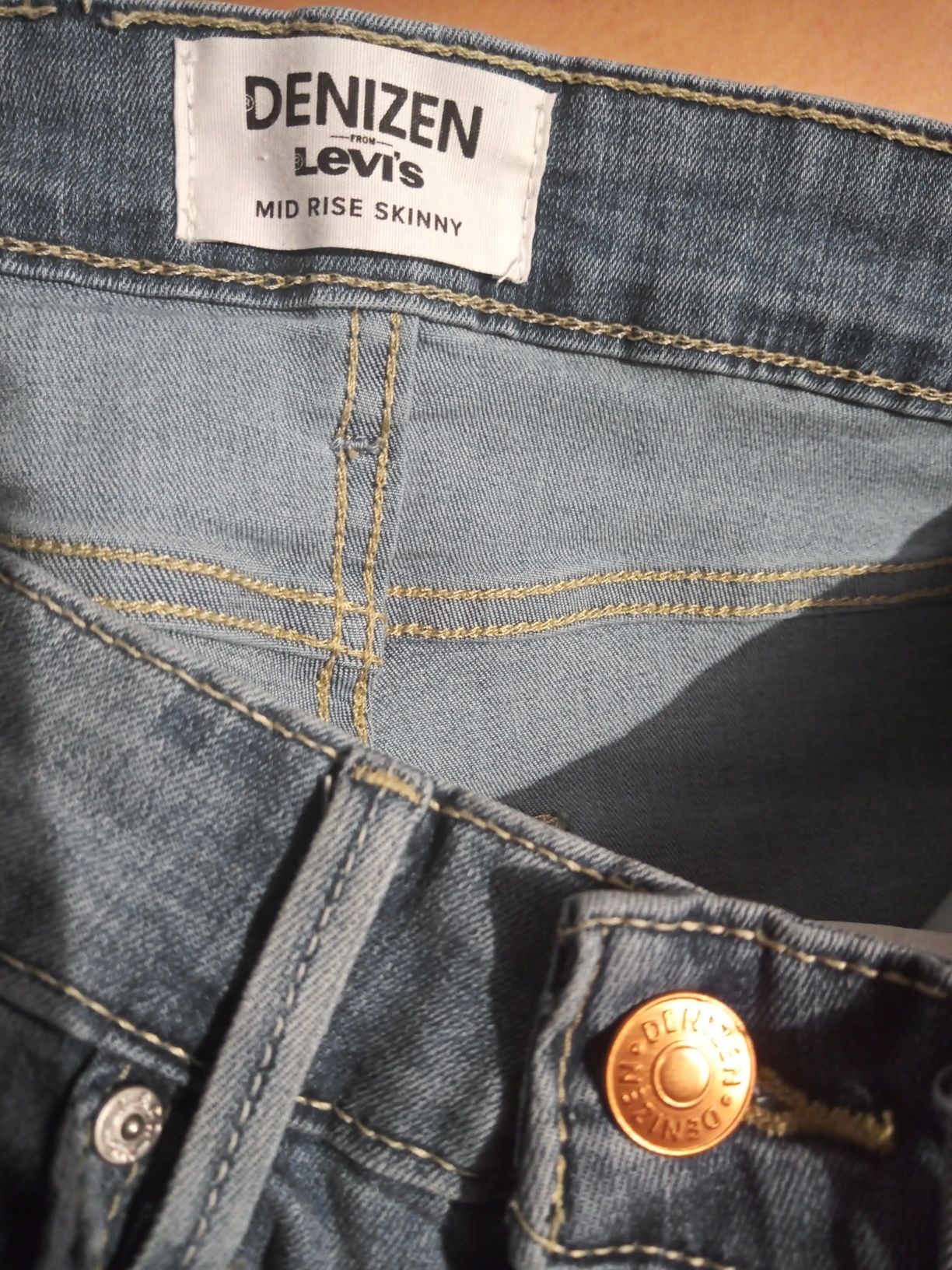 Spodnie Levi's rozmiar 38 M