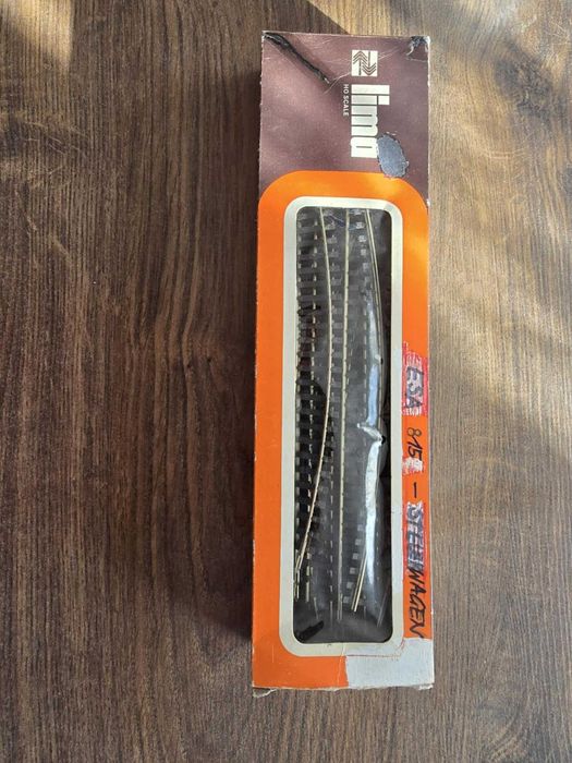 Tory Piko z zestawu startowego.