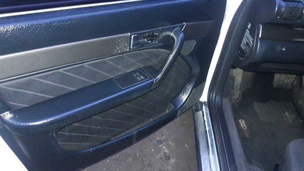 Аydi A6 C4 2.6 автомат