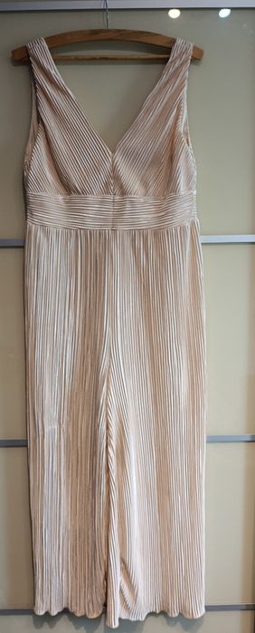 Kombinezon długi impreza elegancki urodziny  Amisu rozmiar 42