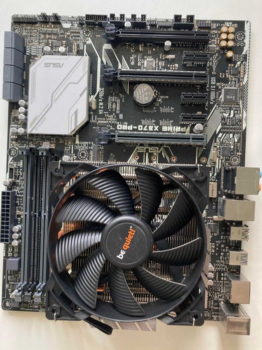 AMD Ryzen 7 1800X + Asus prime x370 pro + be quiet! Shadow Rock LP