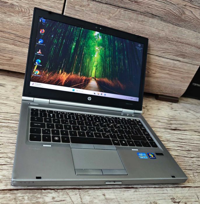 Tani laptop HP 8460p 14" I5 2.5GHz 4GB SSD 128GB Windows 11 idealny