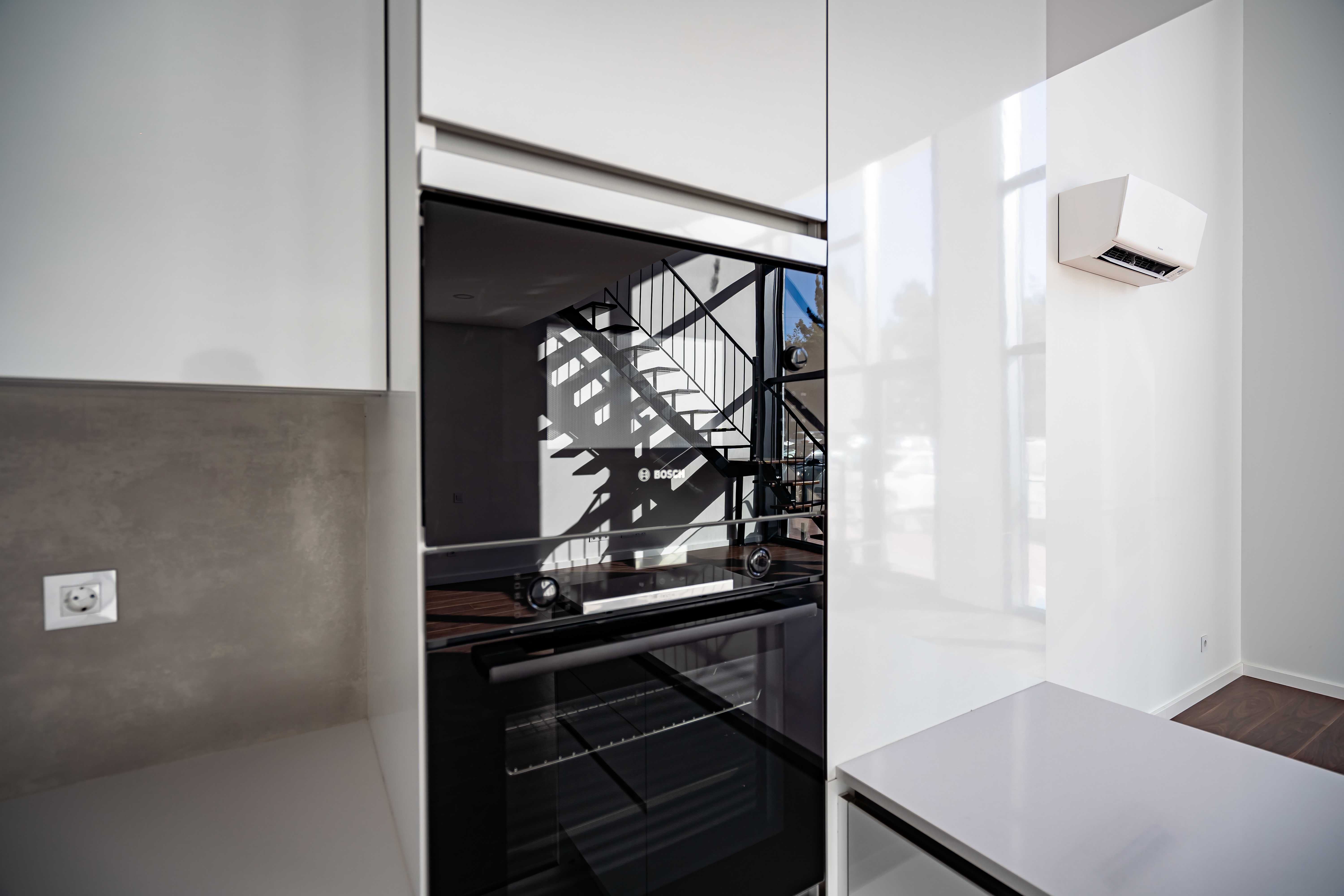 Apartamento com 2 quartos, moderno com mezanino na Quinta da Portela