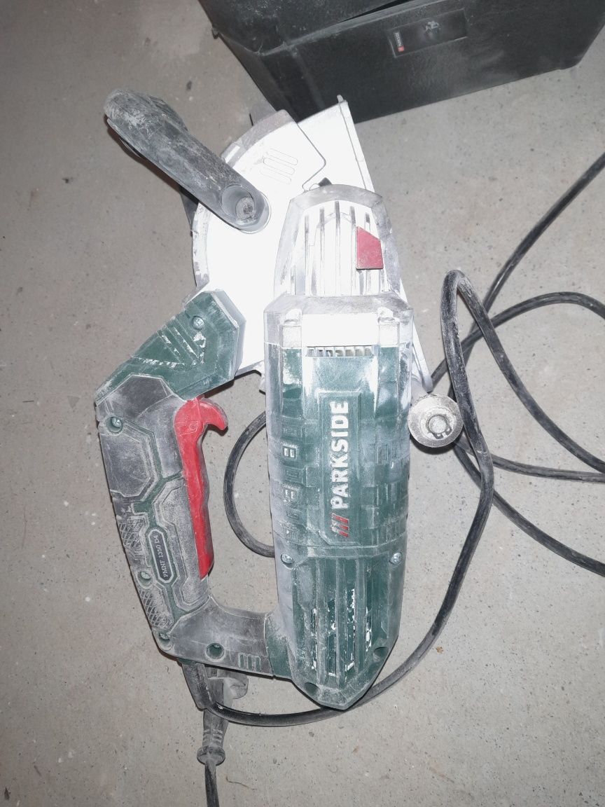 Bruzdownica Parkside 1350 W