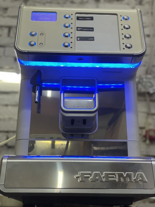 Кофемашина суперавтомат Faema Barcode Self MilkPS Solubles