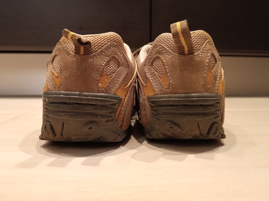 Buty sportowe outdoorowe 39