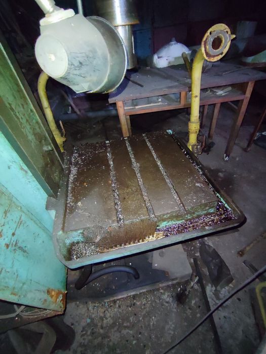 Свердлільний верстат 2С132; 2H135