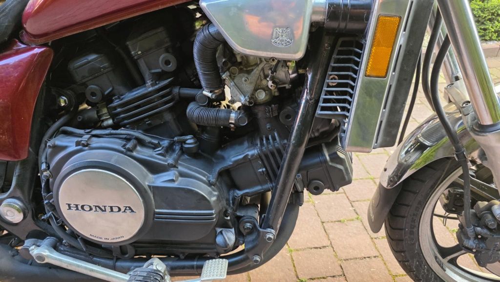 Honda vf 700 magna Motocykl zarejestrowany silnik części  dostawa