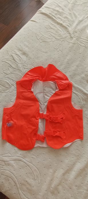 Детский надувной жилет