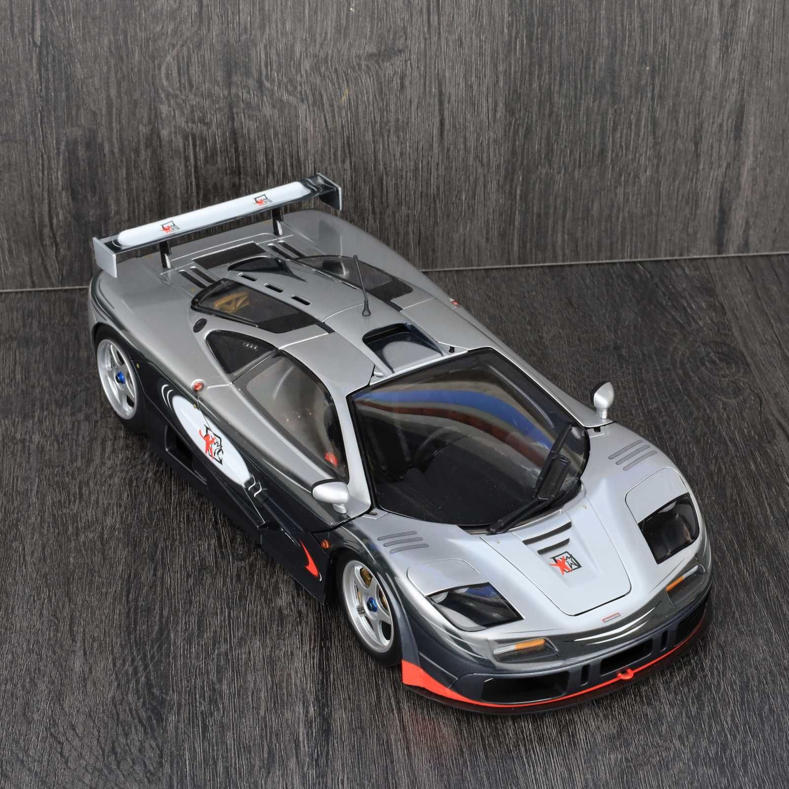 McLaren F1 GTR 1/18 Minichamps