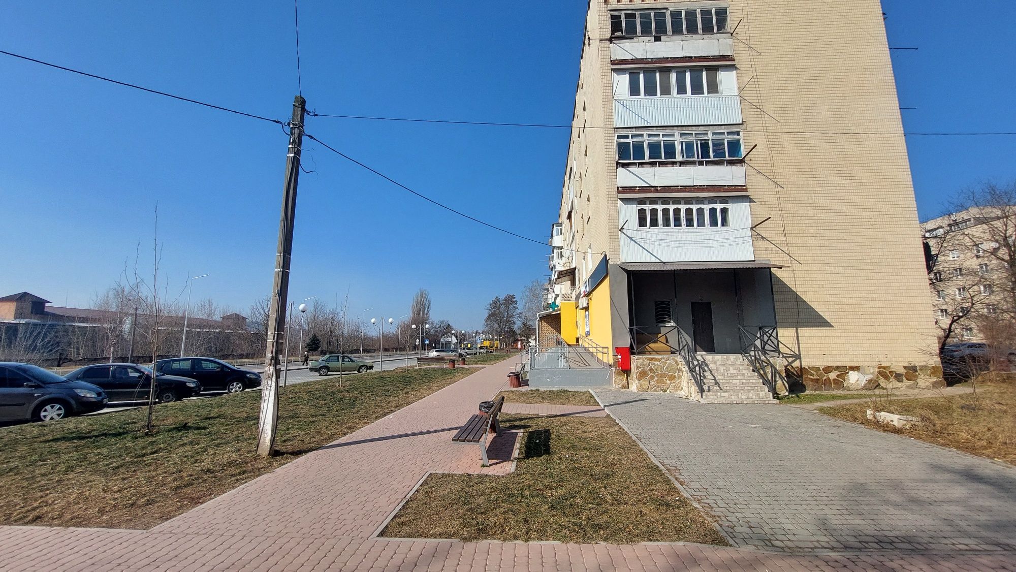Продам 2-кімнатну квартиру. Пр-т Незалежності,287.