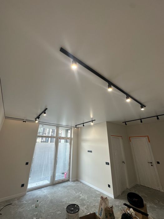 Натяжні стелі (натяжные потолки)