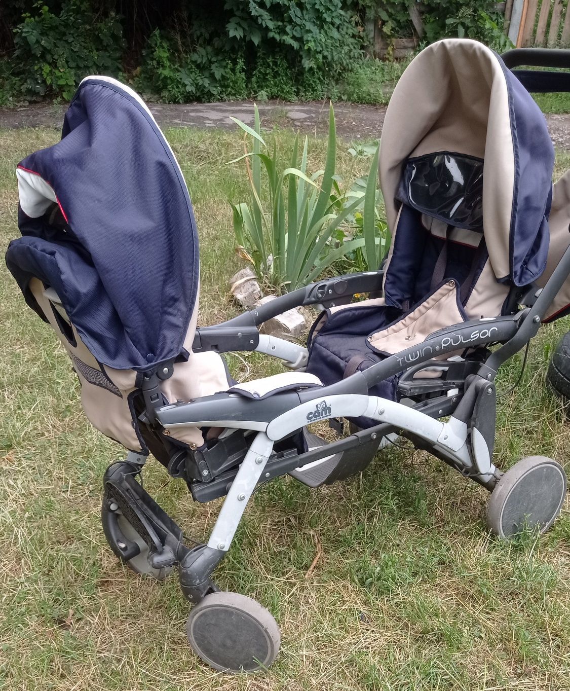 Универсальная детская коляска для двойни