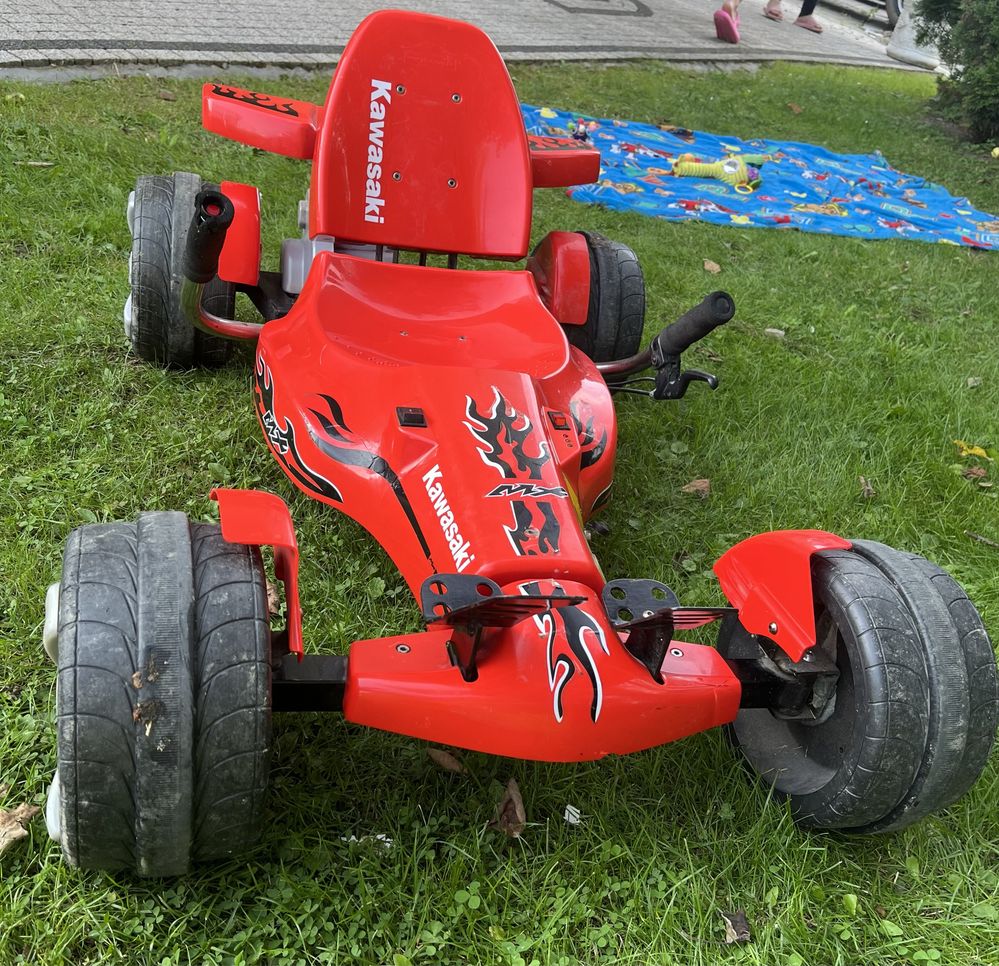 Bolid kawasaki, formuła f1, autko elektryczne  dla dzieci