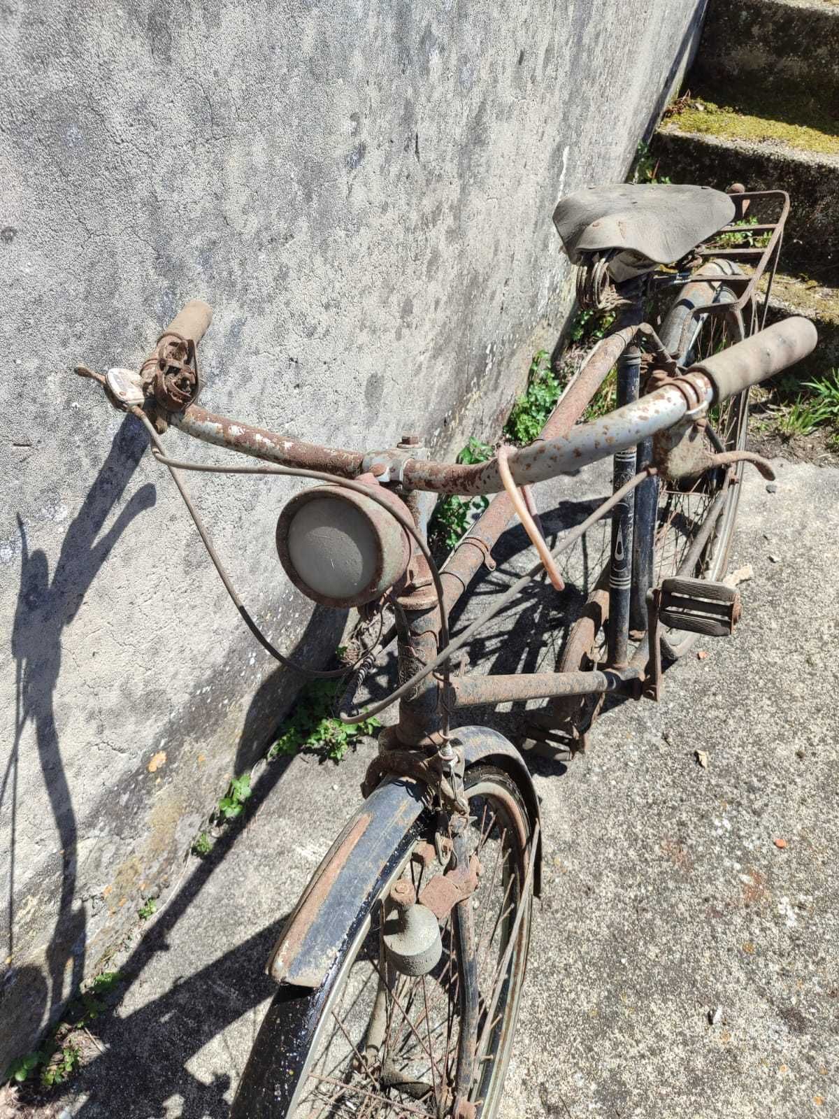 Vendo bicicleta pasteleira - "Especial"
