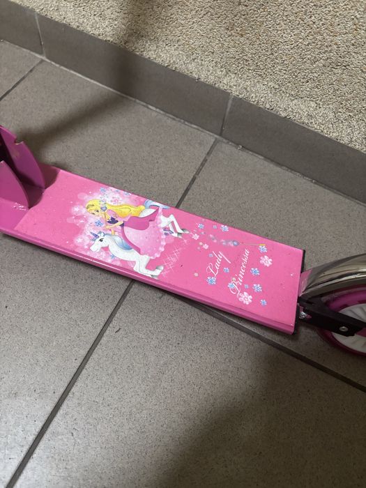 Hulajnoga dla dziewczynki