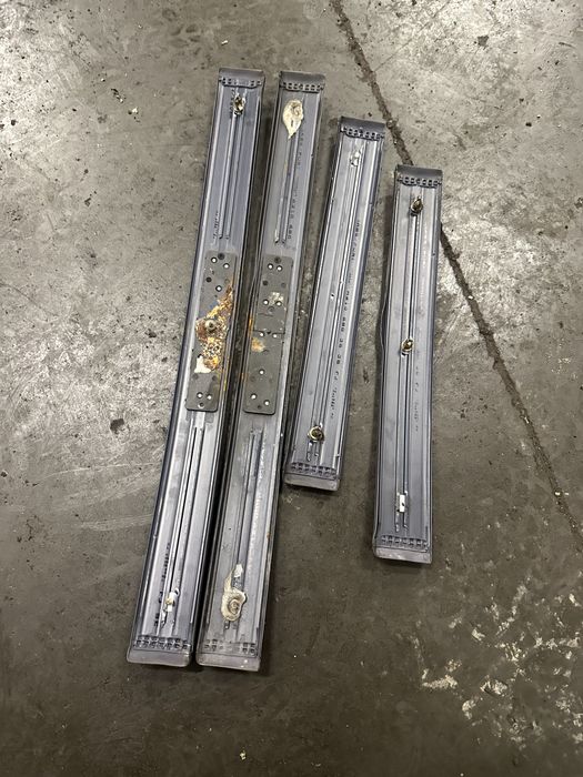 Komplet listew progowych listwa chrom nikiel mercede w 210 niebieskie