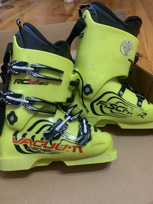 Лыжные ботинки Fischer  RC 4 pro 130 vacuum лижні ботінки