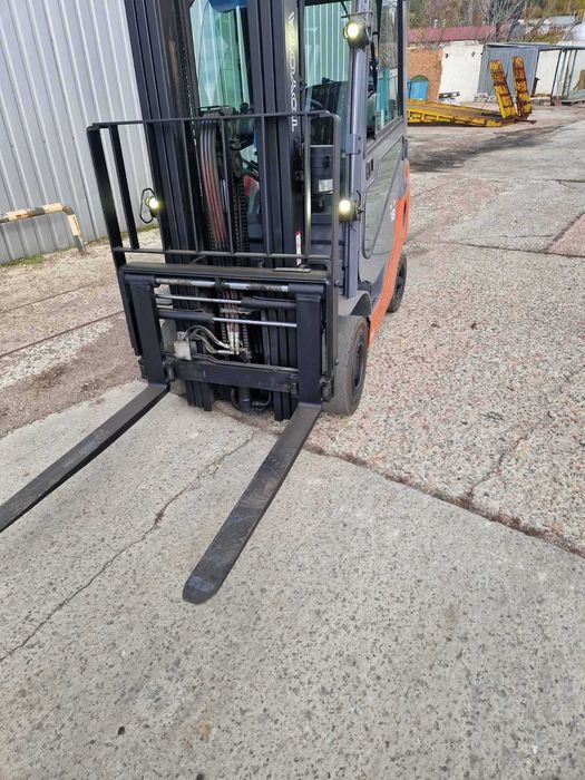 Навантажувач бв TOYOTA , ГАЗ , 1,8т , 4,7м, 2016р.