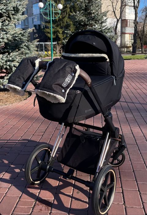Cybex Priam шасі+люлька
