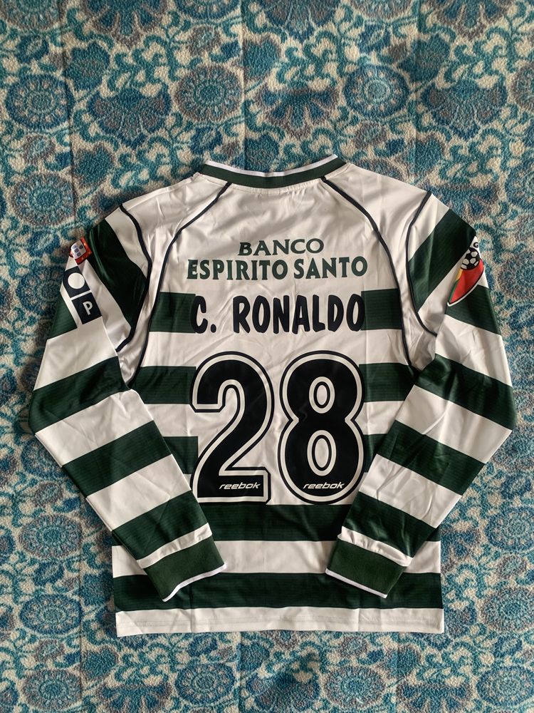 Camisola Sporting CP Retro Cristiano Ronaldo 28 Casa 2001/02 M Reebok