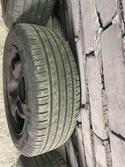 Продам автошини в дуже гарному стані !Майже нова та збережена.