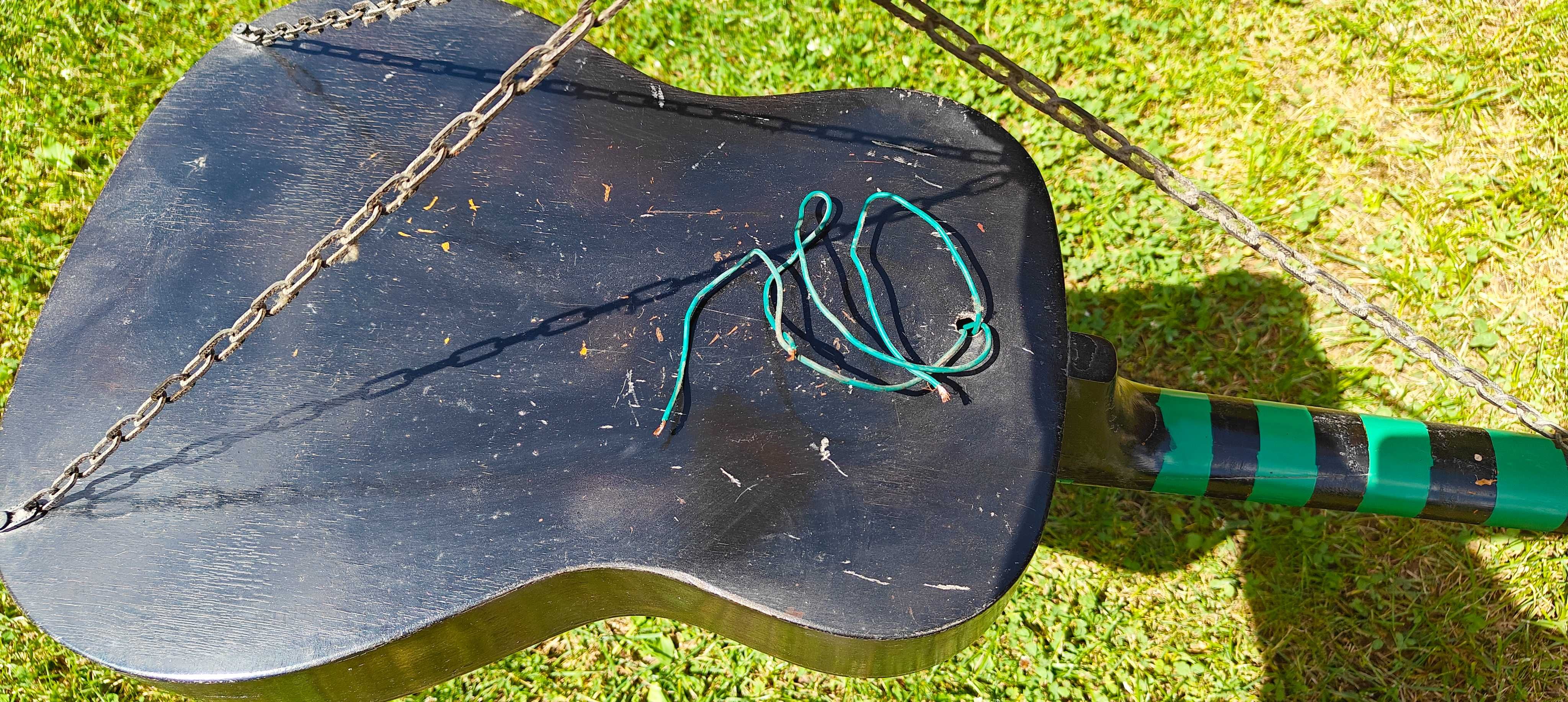 Lampa sufitowa, lampa gitara, lampa młodzieżowa