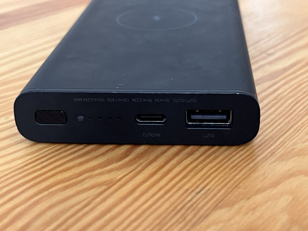 Power bank Xiaomi 20W 10000mAh с беспроводной зарядкой