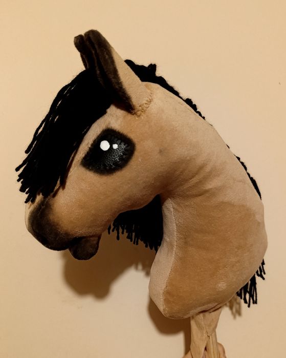 Hobby horse A4, izabelowaty, nowy