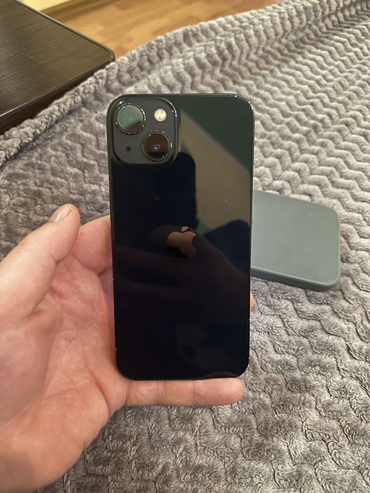 Продам iphone 13 128gb