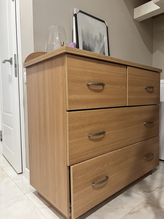 Комод. Самовивіз. Колір як на перших фото