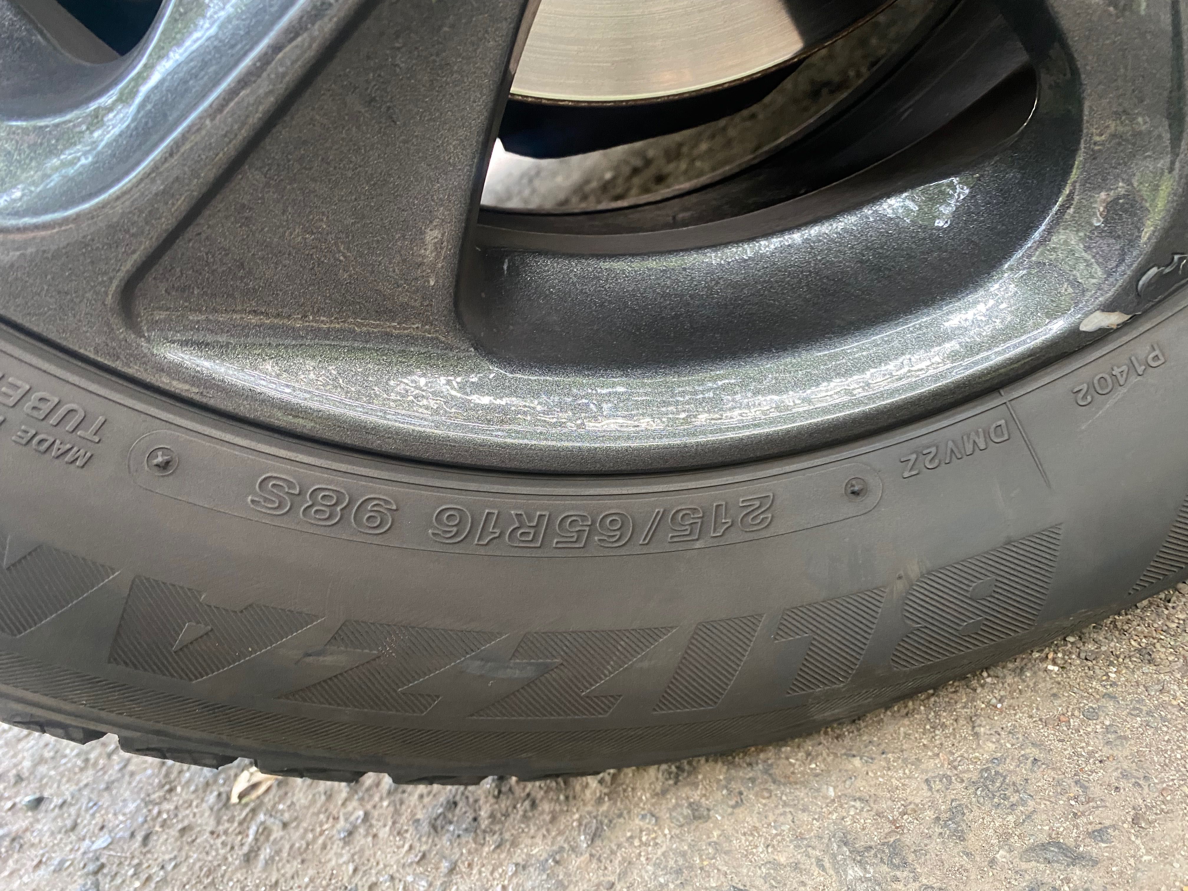 Диски R16 , Покришки BRIDGESTONE зима