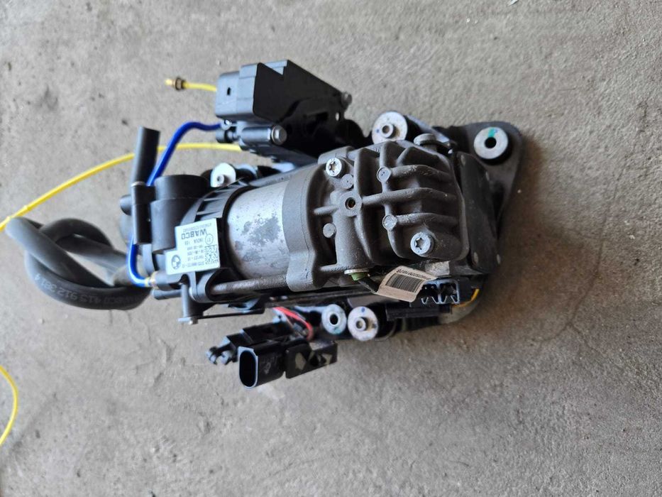 KOMPRESOR sprężarka zawieszenia pneumatycznego BMW G31 G30 G32