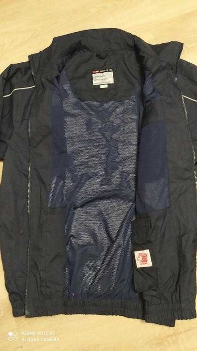 Чоловіча куртка wattana gmbh німеччина
  розмір XL