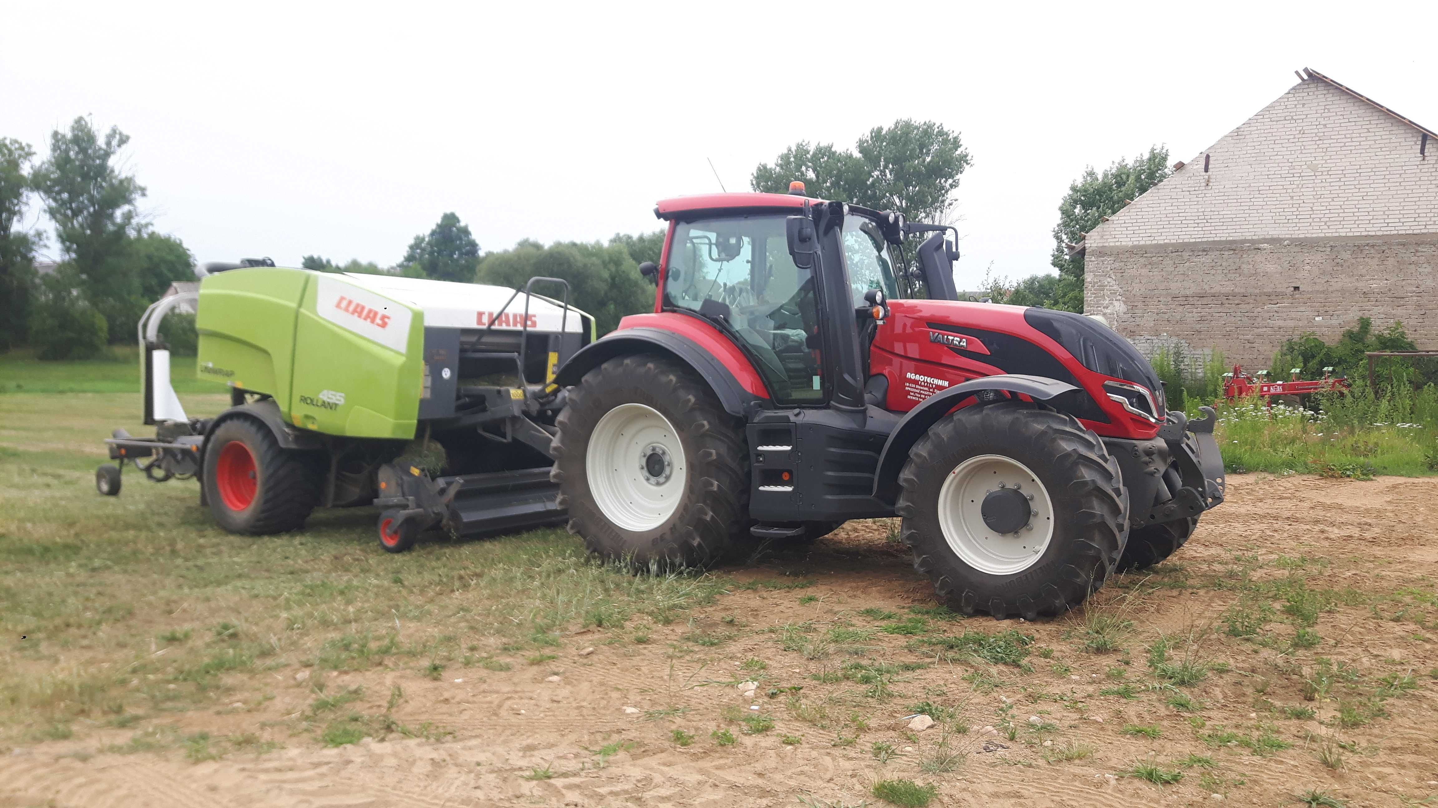 CLAAS ROLLANT 455 prasoowijarka