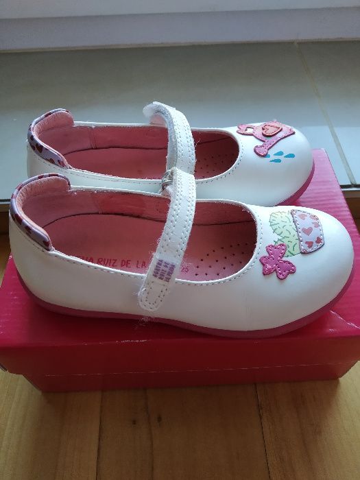 Agatha Ruiz De La Prada pantofelki 25 buciki jak nowe